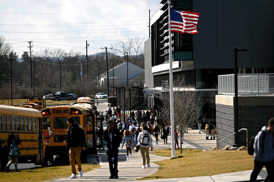 coronavirus, Weaver, High Schools