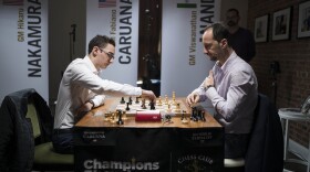Fabiano Caruana and Veselin Topolov speed through a game at the recent Champion Showdown.