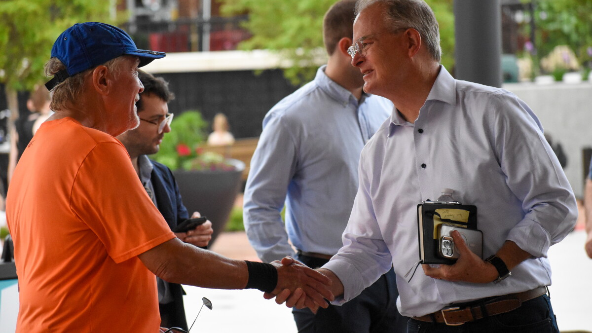Could a Kansas Democrat finally win a U.S. Senate seat after 9 decades of Republicans?