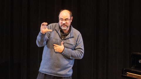 Joel Mankowski at the 2024 DeafStorySlam