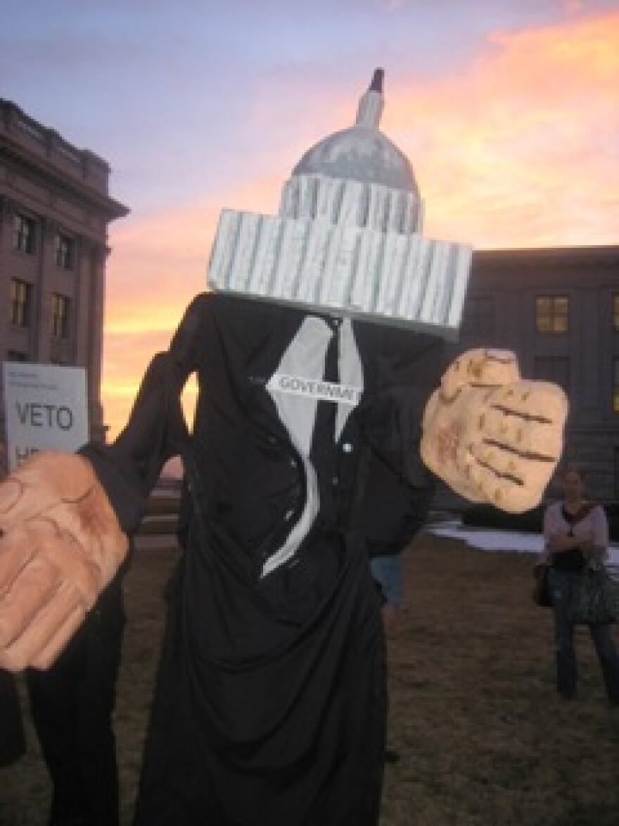 Demonstration against House Bill 477 which would restrict public access to goverment records