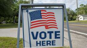 A sign directing people to a Jacksonville voting precinct is pictured.Photo: Bill Bortzfield / WJCT News