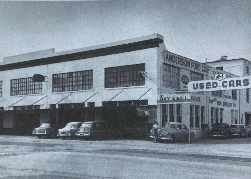 A historical photograph of the U.S. Garage building from 1948.