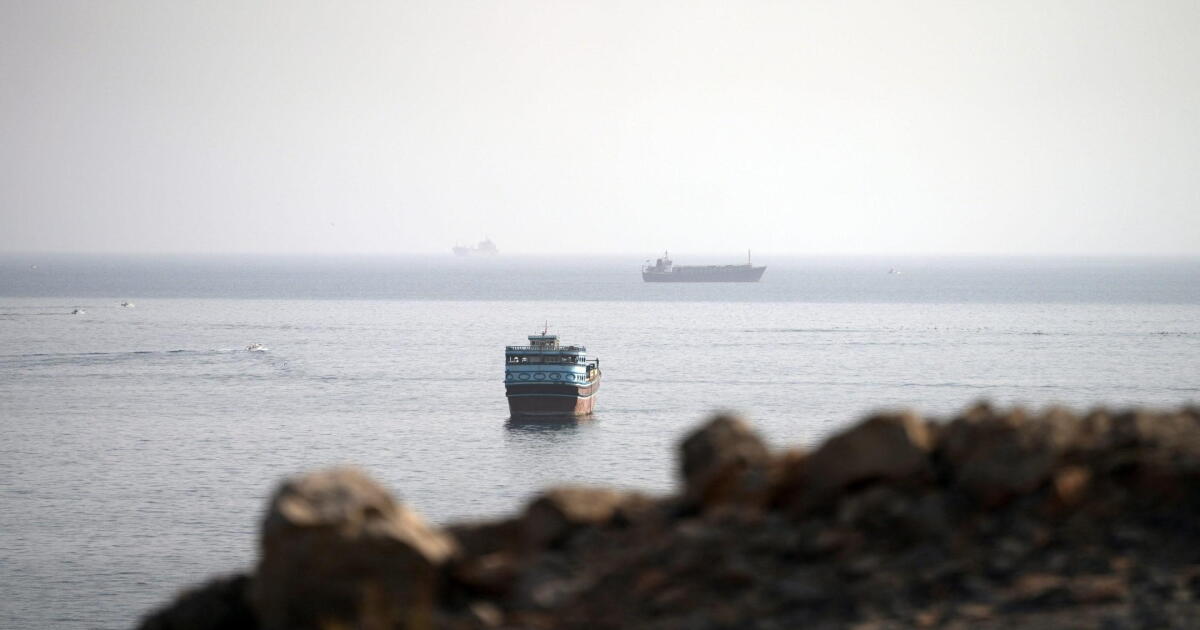 What's holding up the Iran-Oman Strait of Hormuz proposal