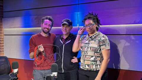 The Suitcase Junket joins The Fabulous 413 for Live Music Friday.