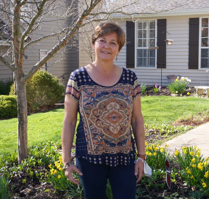 Ballwin resident Laurie Bowen donated her piano last week after deciding it had become “a piece of furniture” and needed to go to someone who would make it sing again.