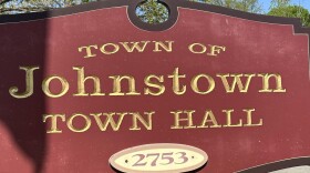 Town of Johnstown welcome sign