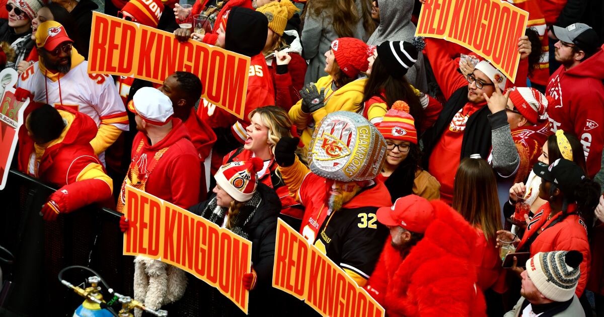 Kansas City-area lawmakers jostle to keep Chiefs and Royals in Missouri |  KCUR - Kansas City news and NPR