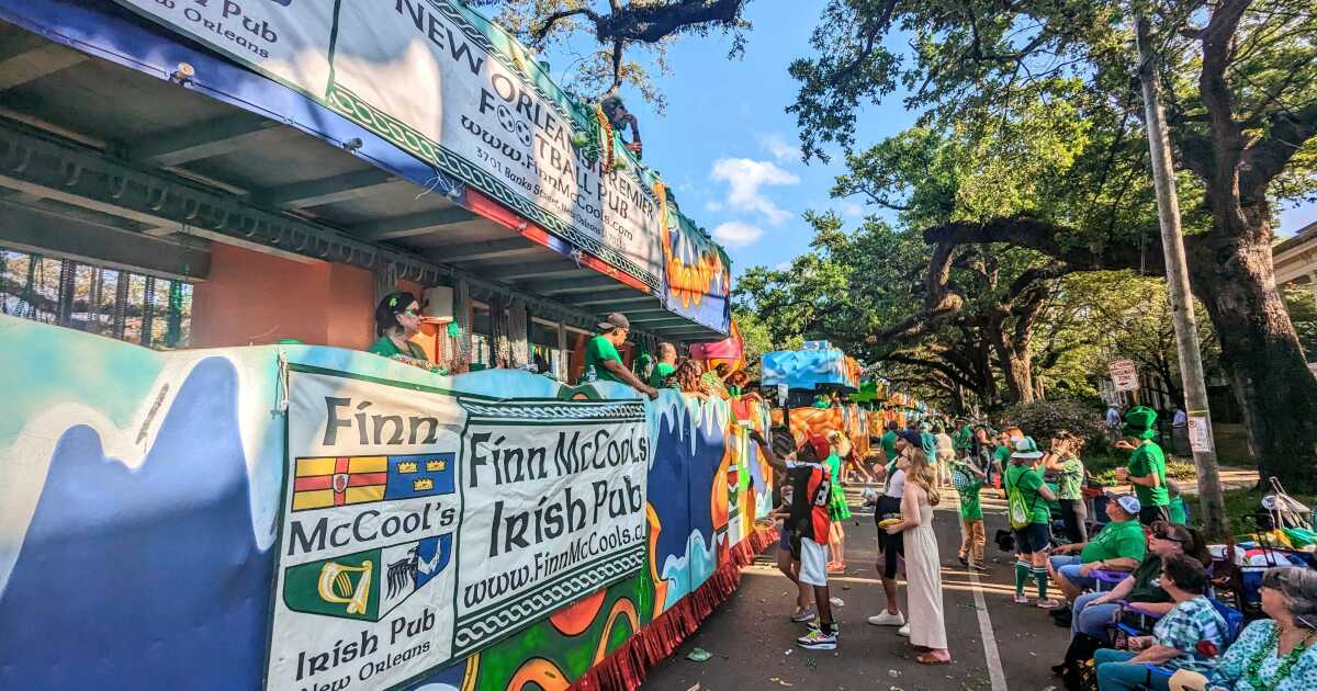 Where Y'Eat: Flying Cabbage and a Different Way to Read New Orleans Food Seasons