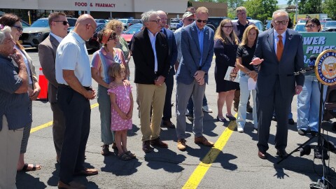 Sen. Chuck Schumer (D-NY) speaks at a press conference on food prices at the Tops supermarket in Auburn.