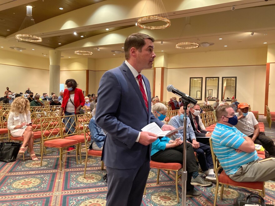 Syracuse Mayor Ben Walsh delivers public comments on the DOT's I-81 replacement plan at the Oncenter Thursday.