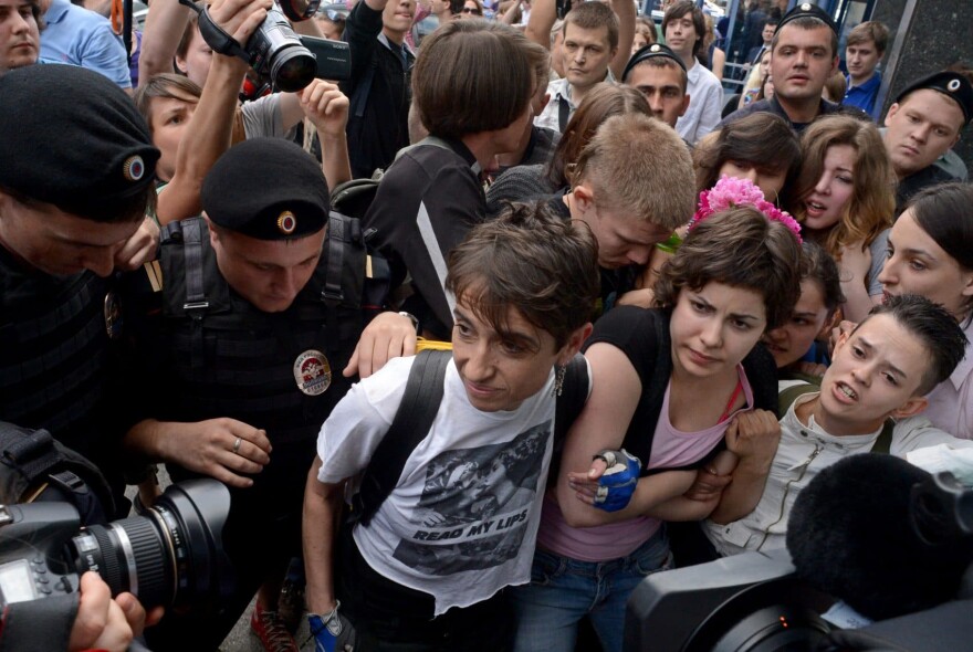 Masha Gessen (left) and other Russian gay rights activists protest outside the lower house of Russia's parliament, the State Duma, in Moscow in 2013. (Kirill Kudryavtsev/AFP/Getty Images)