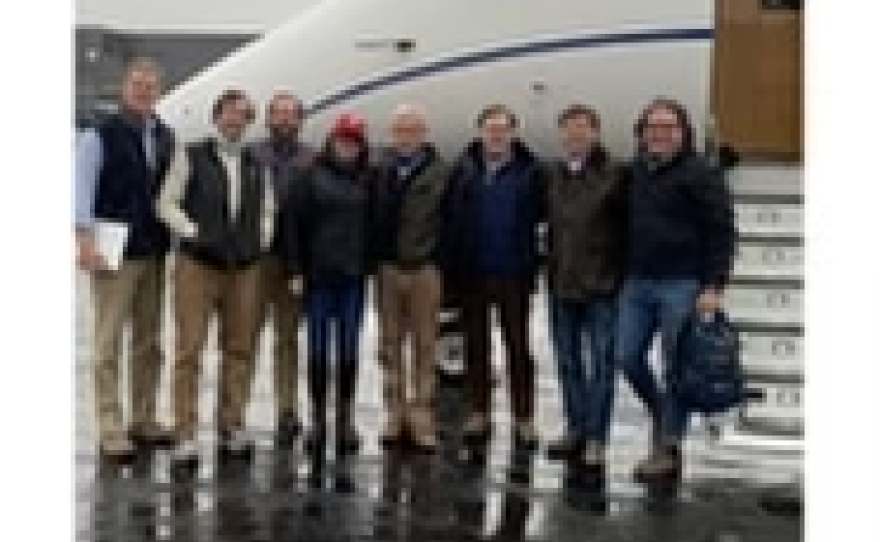 group_photo_0.jpg