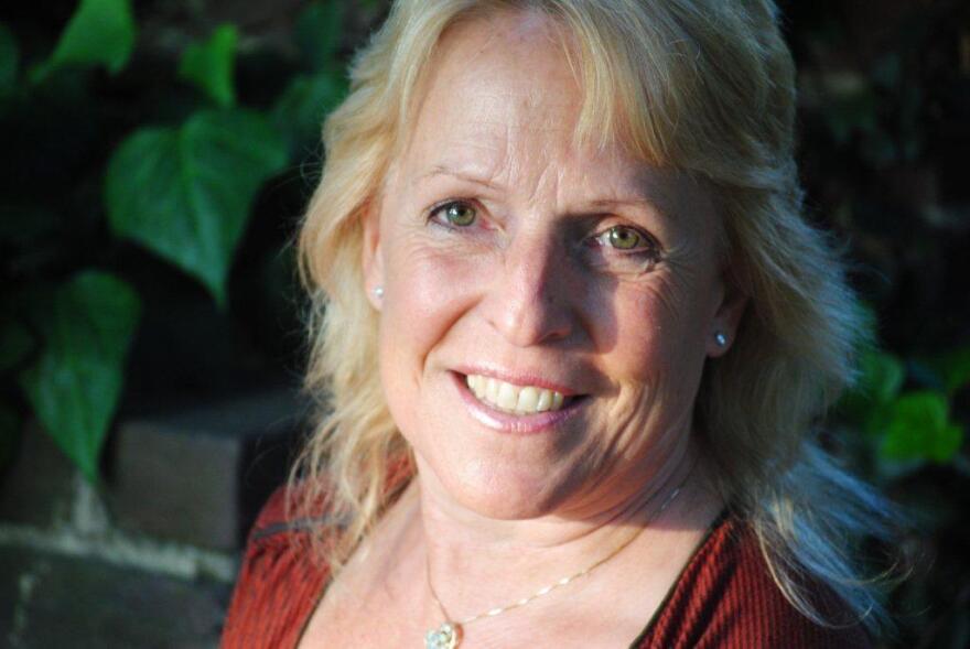 Ellen Hopkins