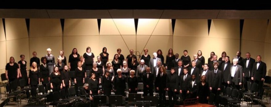 SIU Choral Union on stage.