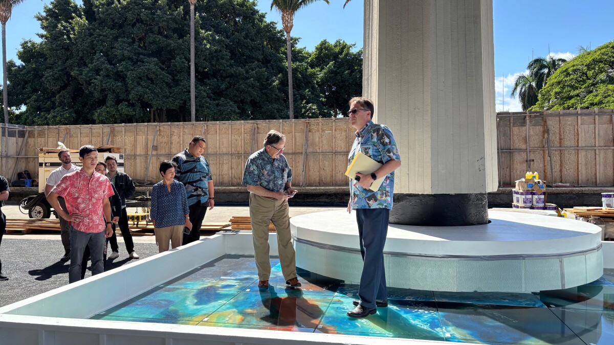 As the Reflecting Pool battles algae, Hawaiʻi's 