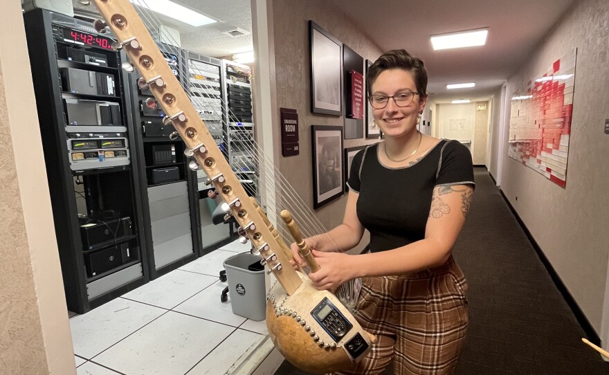Havivah Saltz holding a Kora