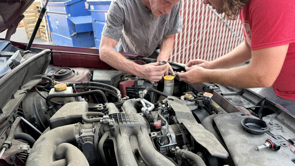 Free automobile light repair clinic offers quick fixes across Eugene and Springfield