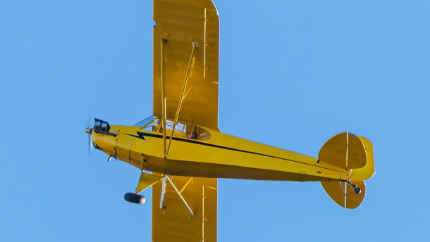 A small plane flies in Warrick County after losing a wheel, Oct. 18, 2026