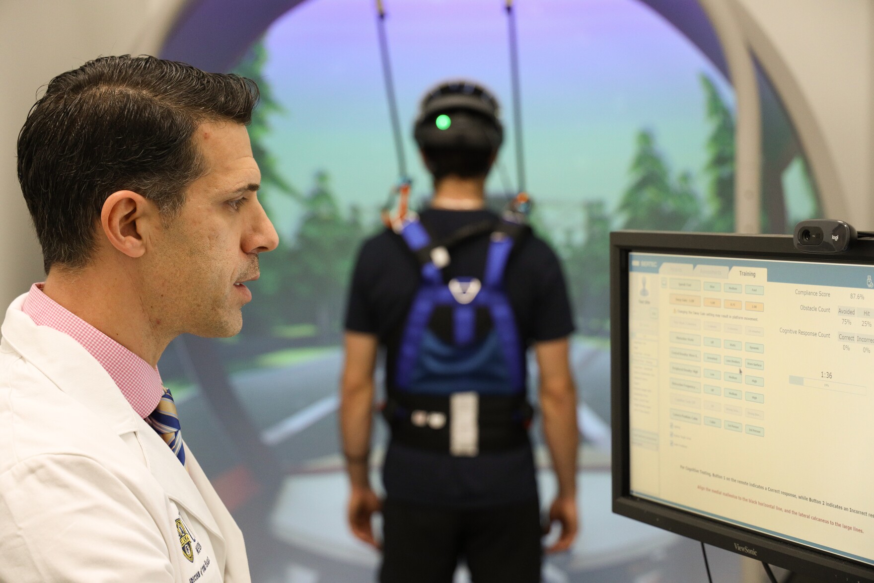 URMC opens its new orthopedic center, offering multidisciplinary