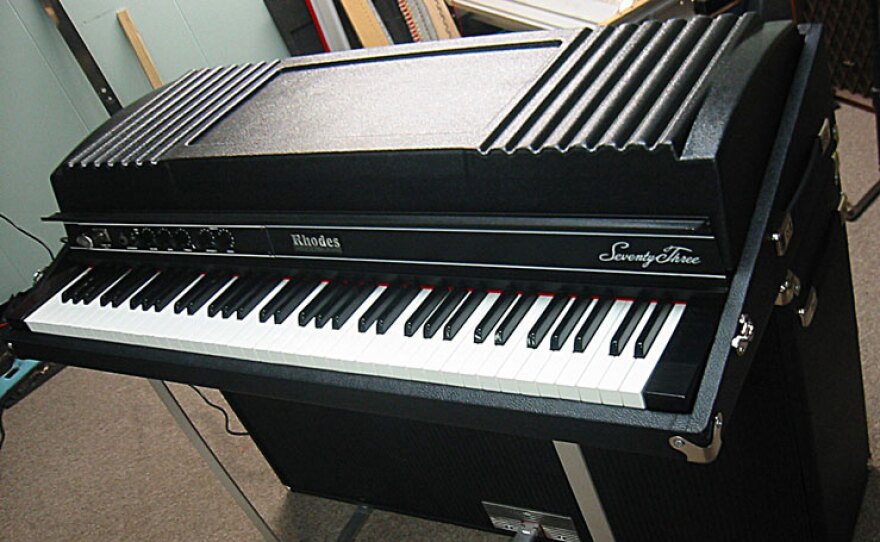 A restored Rhodes Suitcase 73