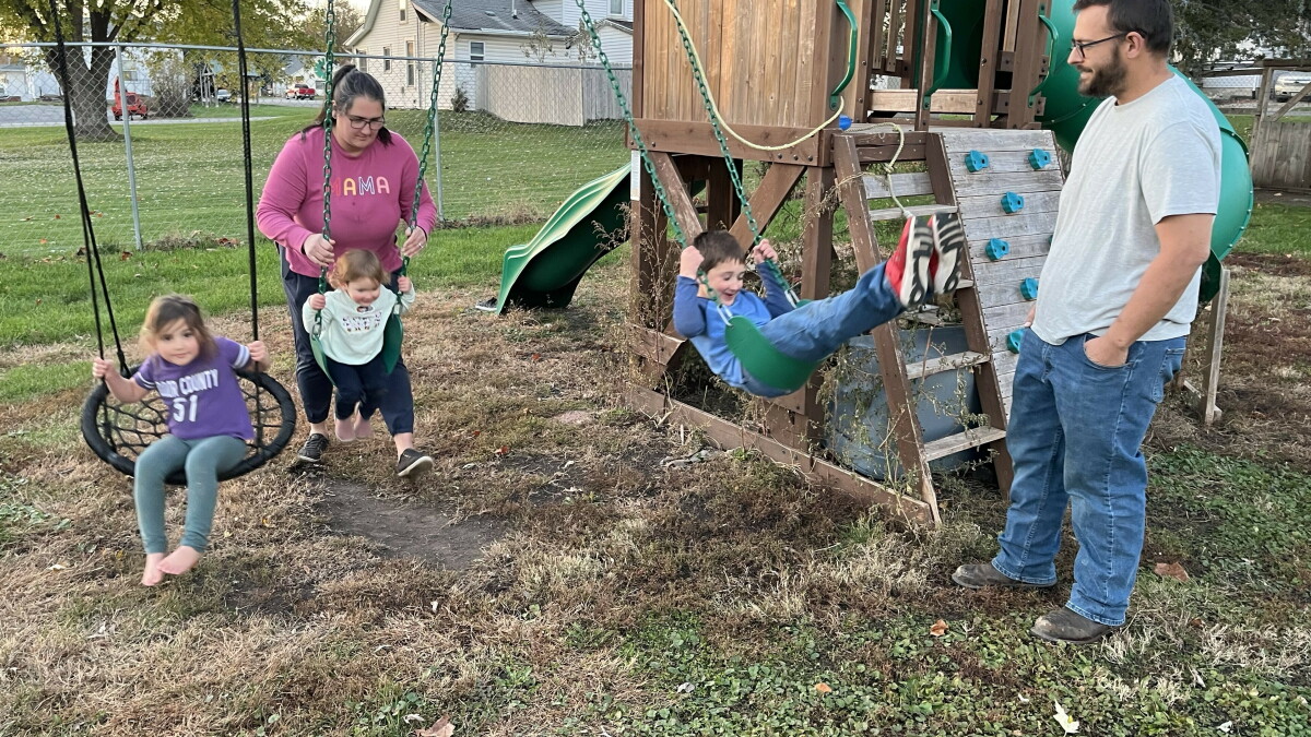In Buffalo, Iowa, a community wrestles with Trump-fueled political apathy - Vimarsana News