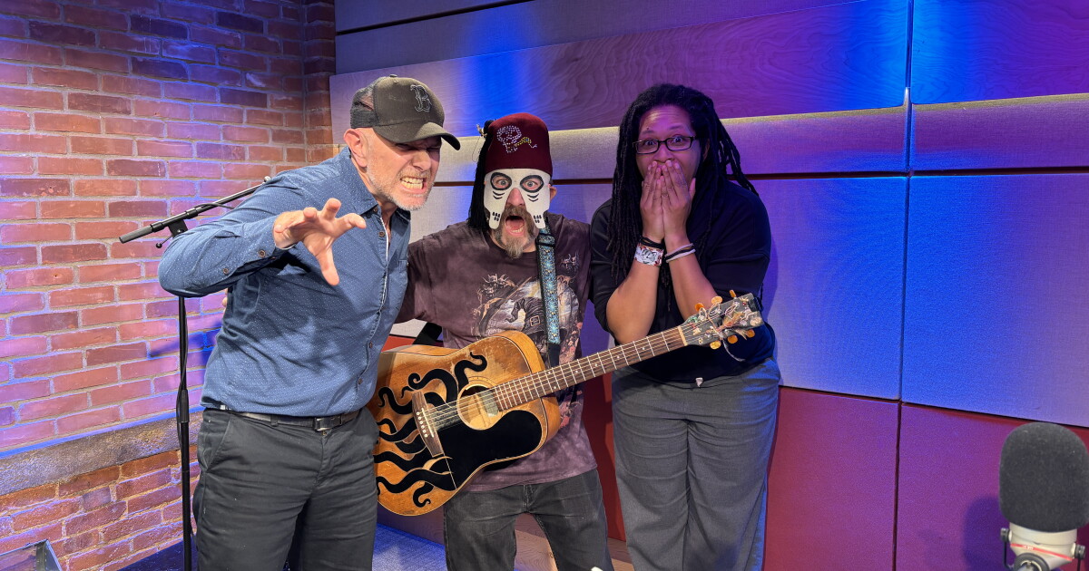 Music with Doctor Gasp, Field Lenox, 'The Teaspoon Brigade,' MGM Springfield President