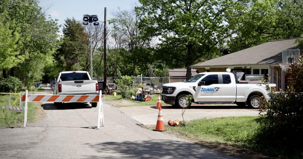 Atmos Energy reports old pipe leak in Lake Dallas home explosion, residents criticize city response