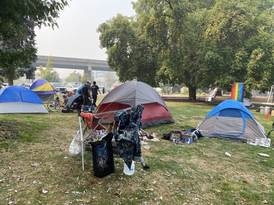 In September 2020, unsheltered people set up dozens of tents in Hawthorne Park in Medford as a form of protest against "clean sweeps" by city police. 