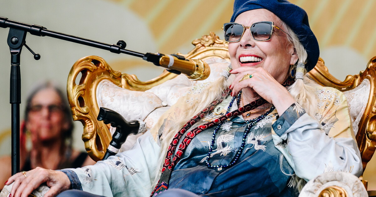 Dig Sa Joni Mitchell's return 'At Newport' reconfigures her legacy | TPR