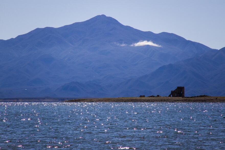 El Novillo Reservoir