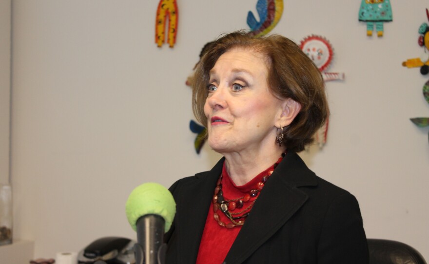 021915_Dana_Debeuvoir.jpg