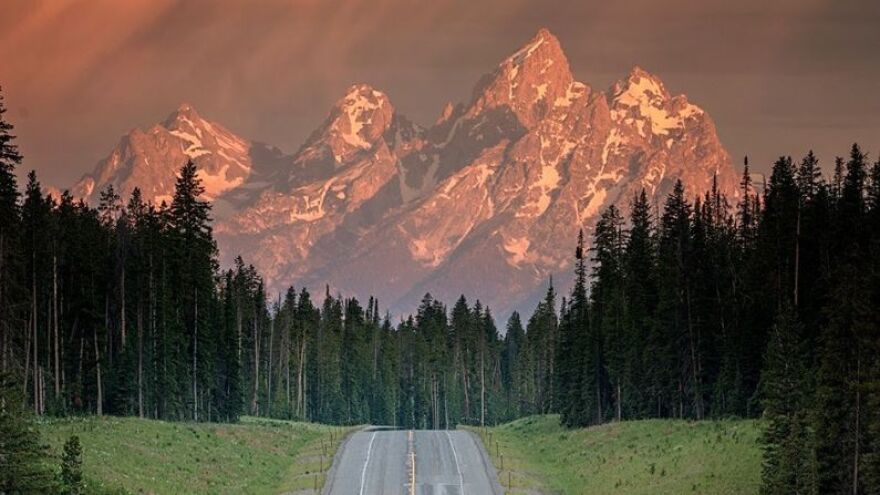 Wyoming Highway 26, Togwotee Pass.
