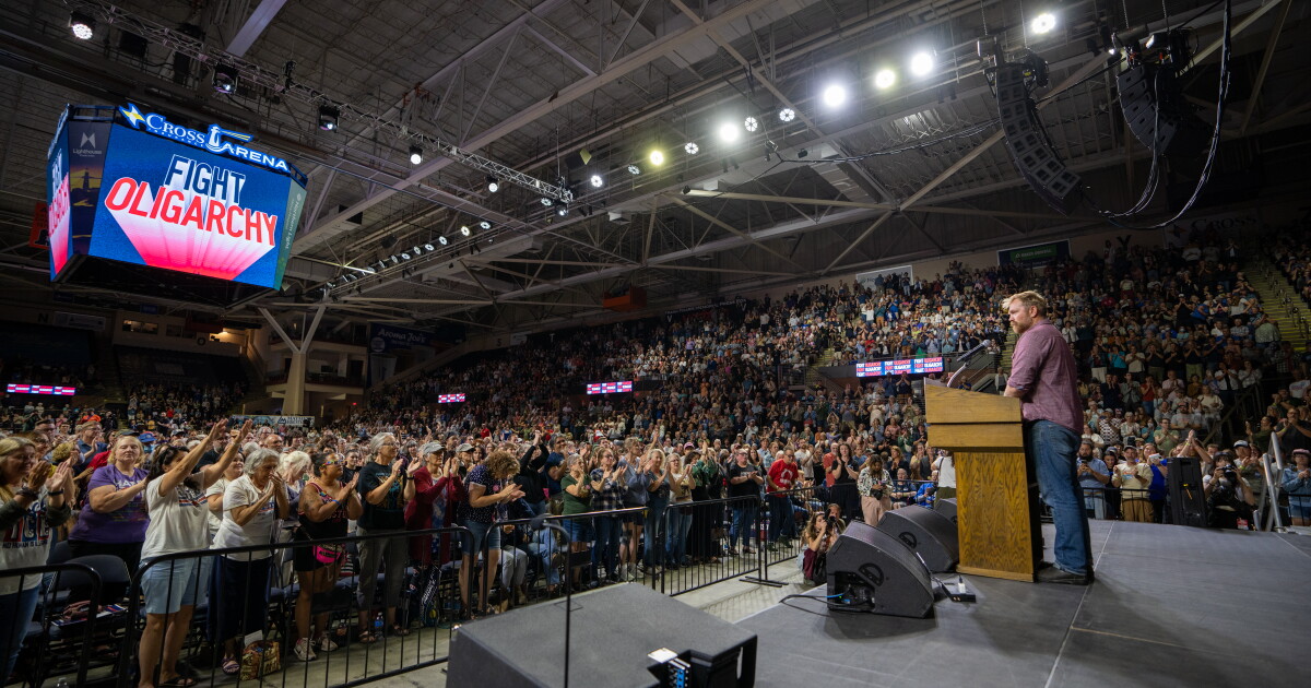 Will Graham Platner's commanding polling lead falter amid stream of ...
