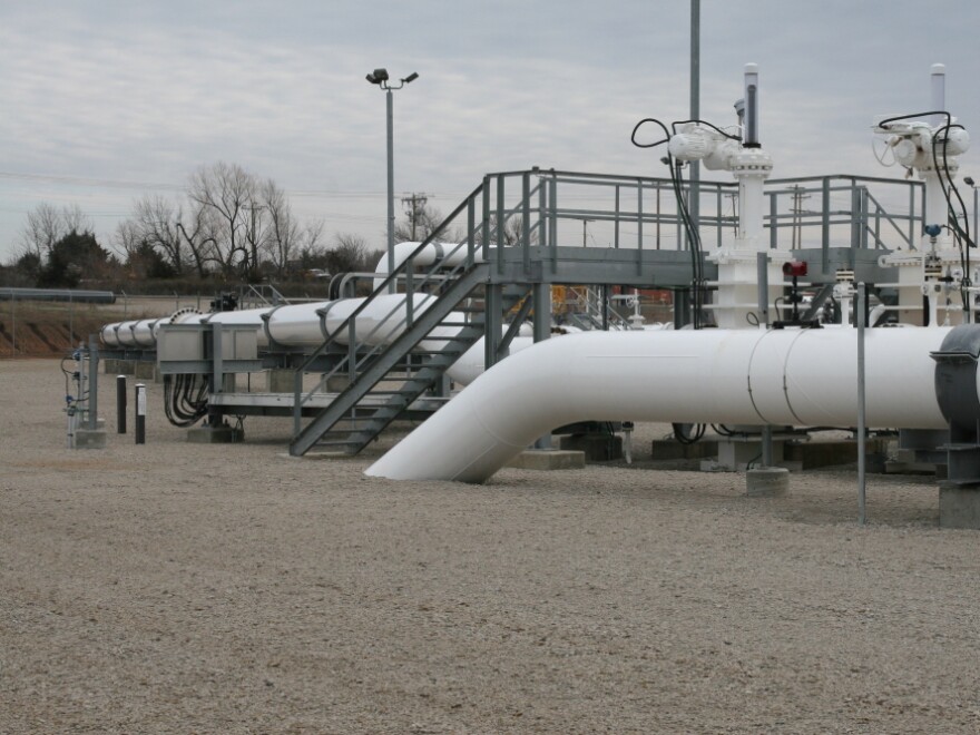 The existing Keystone pipeline emerges from the southern terminus.