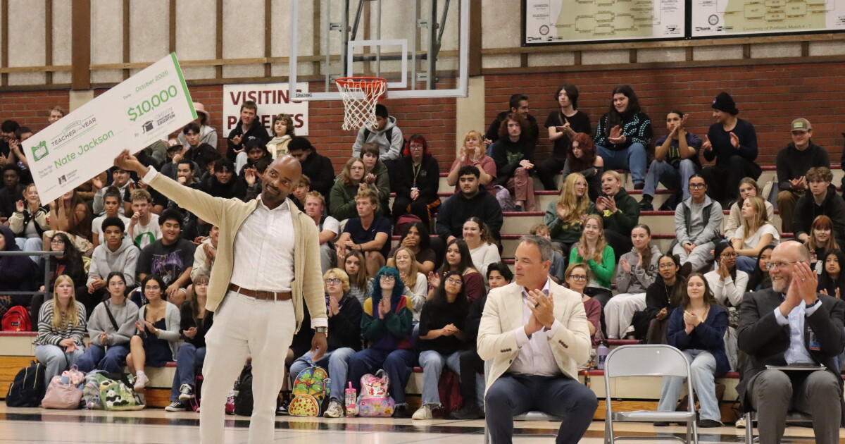 Eugene area educator is Oregon's Teacher of The Year