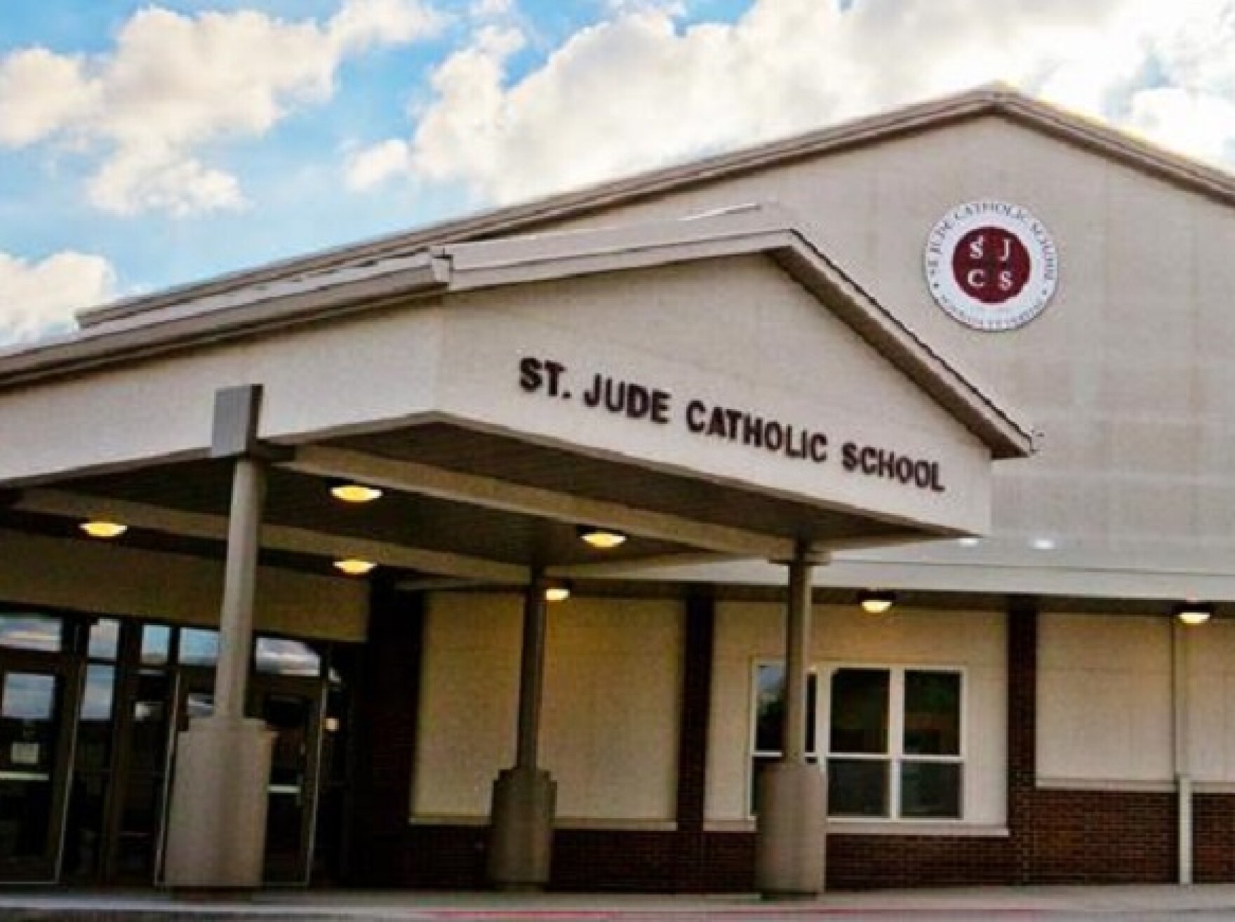 COVID19 Outbreak Shuts Down St. Jude Catholic School In Peoria WCBU