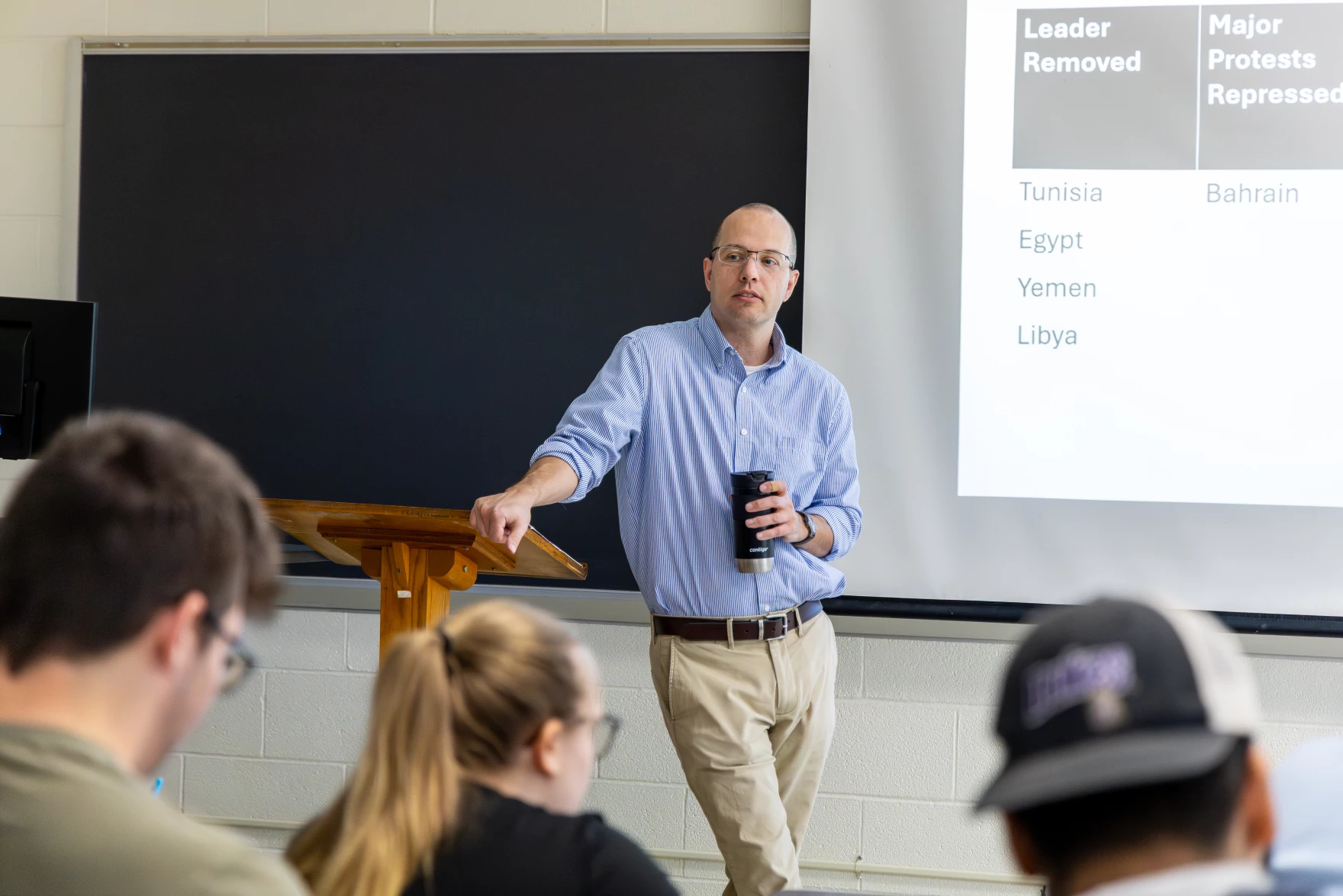 Political science professor to give talk on authoritarianism