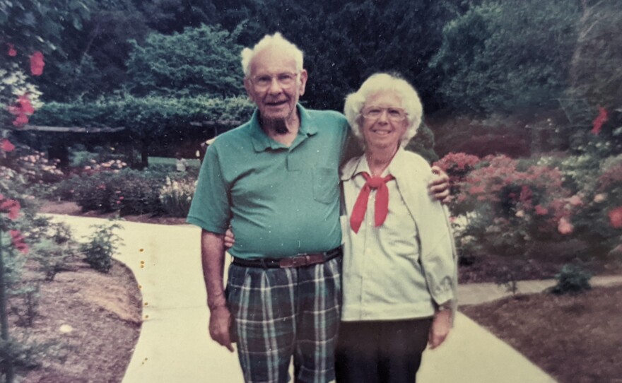 Herb and Marilyn — Howard Gleckman's parents.