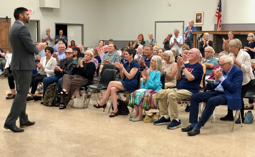 NY23 Democratic Party and Working Families Party candidate Aaron Gies addresses Corning voters at the USW Local 1000 union hall.