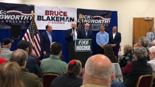 Republican governor hopeful Bruce Blakeman spoke to a crowd of voters as the GOP candidates rallied in Elmira.