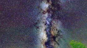 In Floyd Griffith’s shot of the northern summer Milky Way on the following page, Vega is the bright star just to the top right of the plane of the Galaxy.