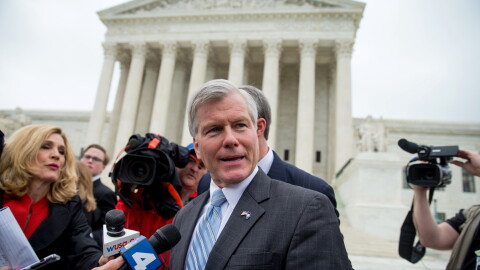 Former Virginia Gov. Bob McDonnell speaks outside the Supreme Court in Washington, Wednesday, April 27, 2016, after the Supreme Court heard oral arguments on the corruption case against McDonnell.