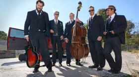 A picture of 6 String Drag.