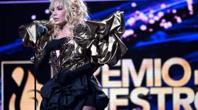 Ivy Queen performs onstage during the 35th Premio Lo Nuestro at Miami-Dade Arena on Feb. 23, 2023 in Miami, Florida. (Jason Koerner/Getty Images)