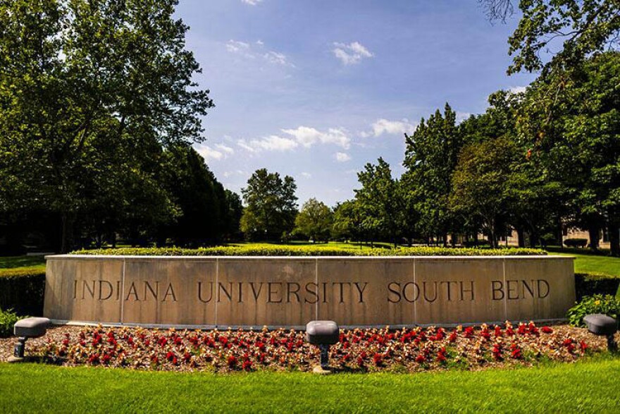 Faculty said the decision was motivated by the administration’s last-minute policy change forbidding certain types of protest as well as “overly aggressive policing” in Bloomington.