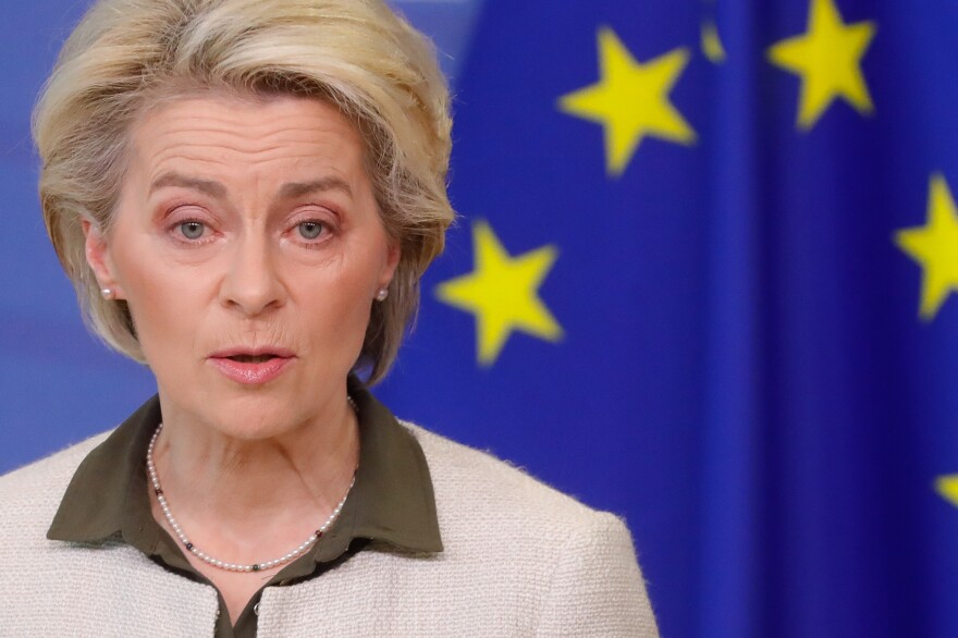 European Commission President Ursula von der Leyen announced that Russian aircraft would be banned from EU airspace, while the EU is sending Ukraine weapons.