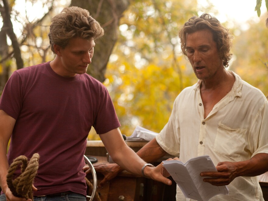 Writer-director Jeff Nichols and Matthew McConaughey on the set of <em>Mud</em>.
