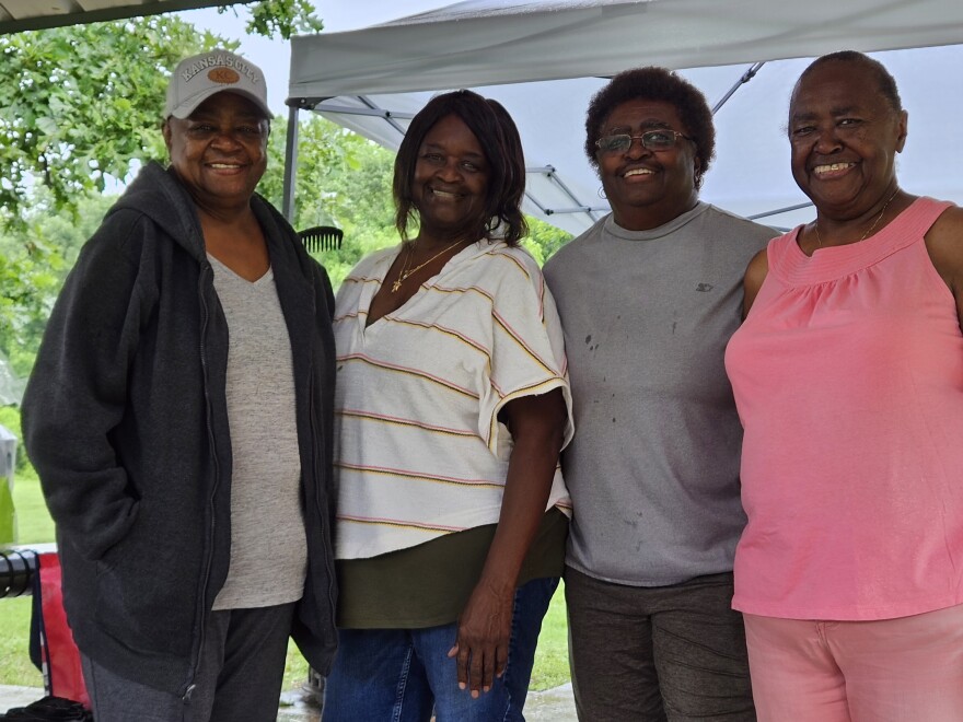  Sarah Rector's nieces. Ltr:  Diann Brown, Donna Brown-Thompkins, Debbie Brown, Rosina Graves