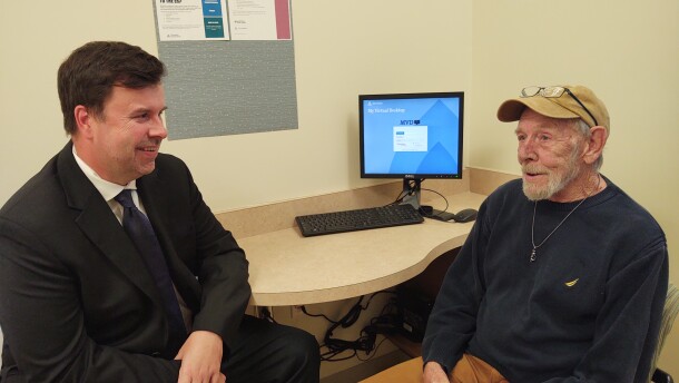 Ascension Sacred Heart thoracic surgeon Dr. Christopher Ellington performed the Single Anesthesia Dual Robotic Lung Biopsy and Resection on 74-year-old Scott Searcy in May. With the cancer removed, Searcy's recovery has been going well, with no need for chemotherapy or radiation.